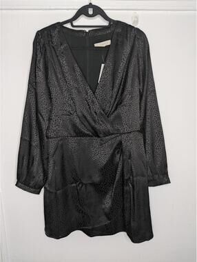 LOFT Dress Womens 14 Black Jacquard Animal Print Wrap Long Sleeve Mini Party